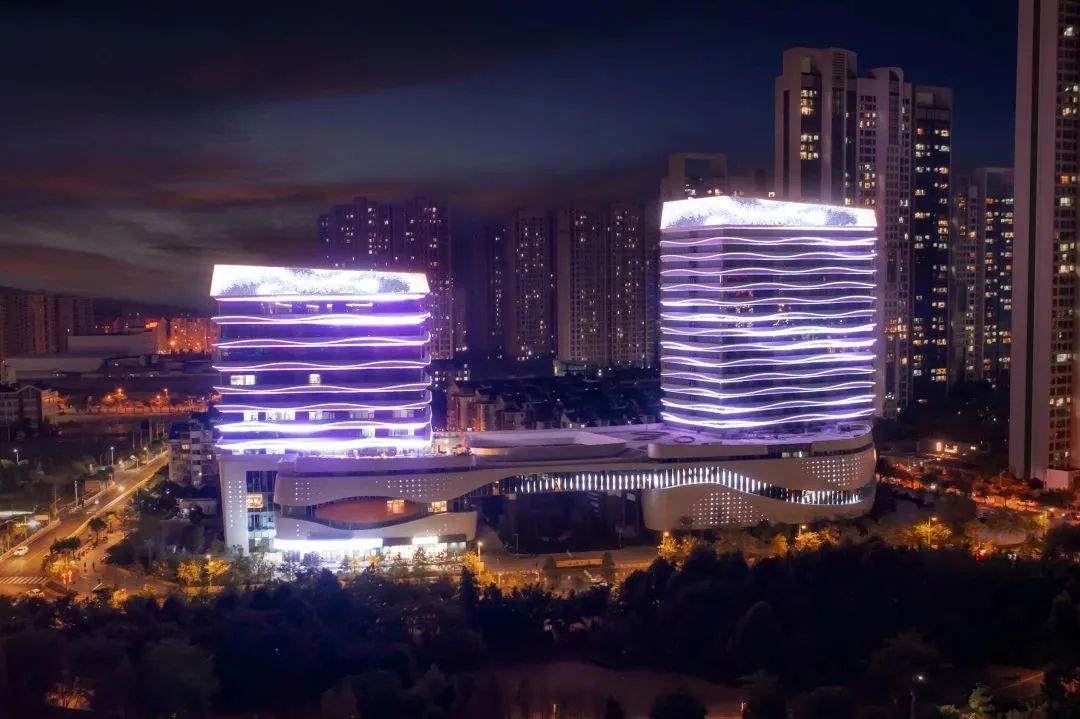用灯光打造海浪帆船，，，，，邀您共赏宁德市夜景新地标