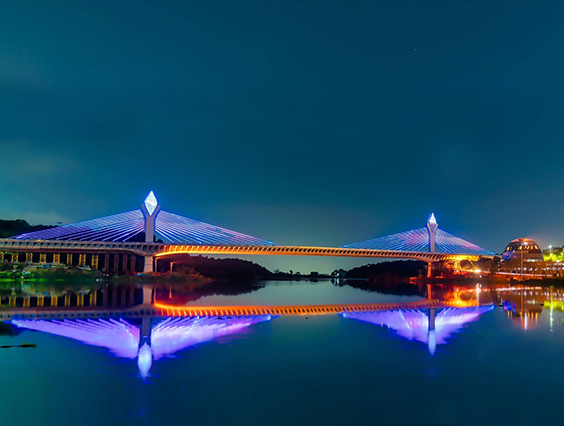 惊动印度，，，，外地首座桥梁LED灯光秀—Durgam Cheravu Bridge