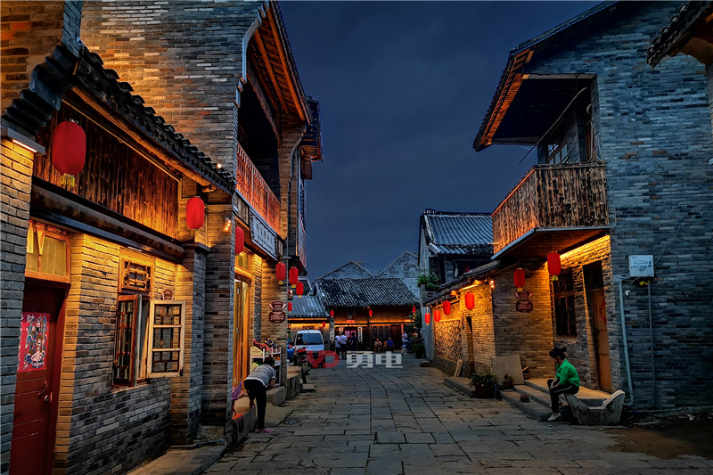 点亮千年古镇中渡，，，，文旅夜游又添一彩！-杭州勇电照明有限公司